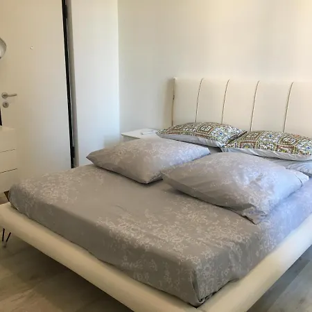 Ingrid Corso Mombello * San Remo